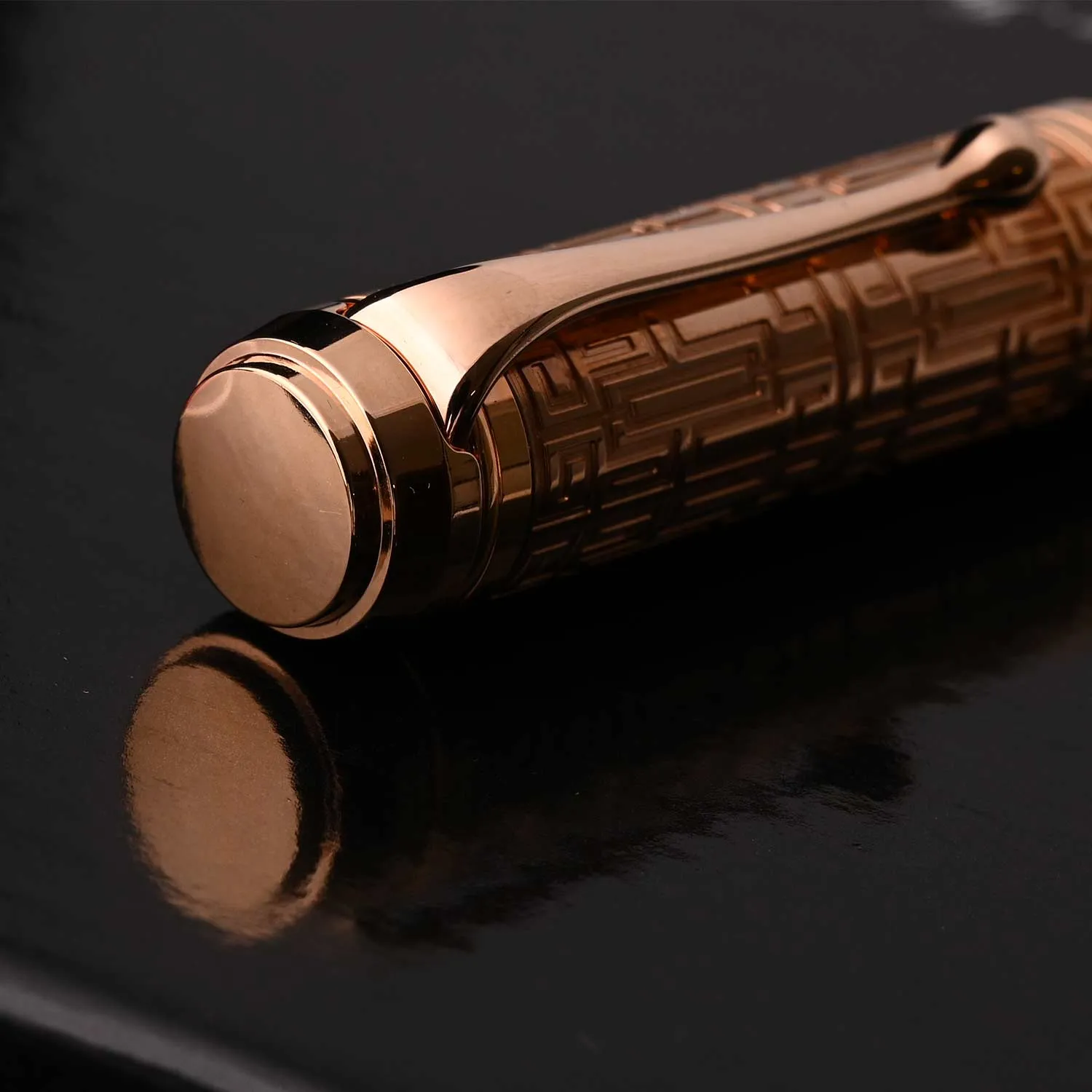 Aurora Talentum Dedalo Fountain Pen - White Rosegold (Limited Edition)