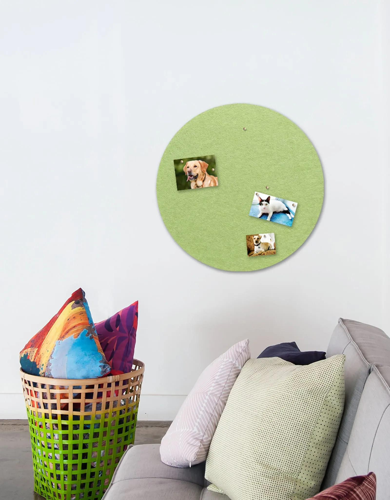 Circle Pinboard, Large in Pear
