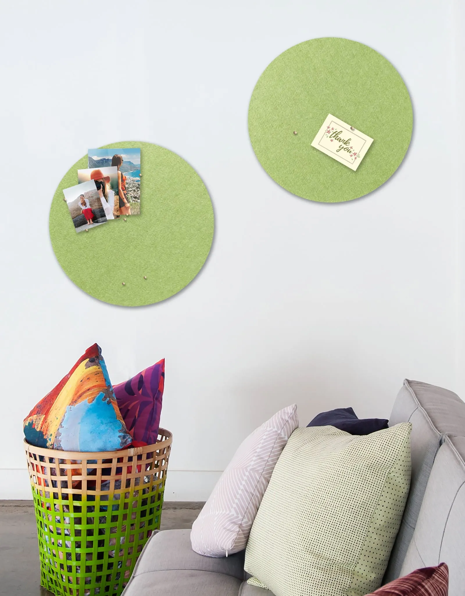 Circle Pinboard, Small in Pear