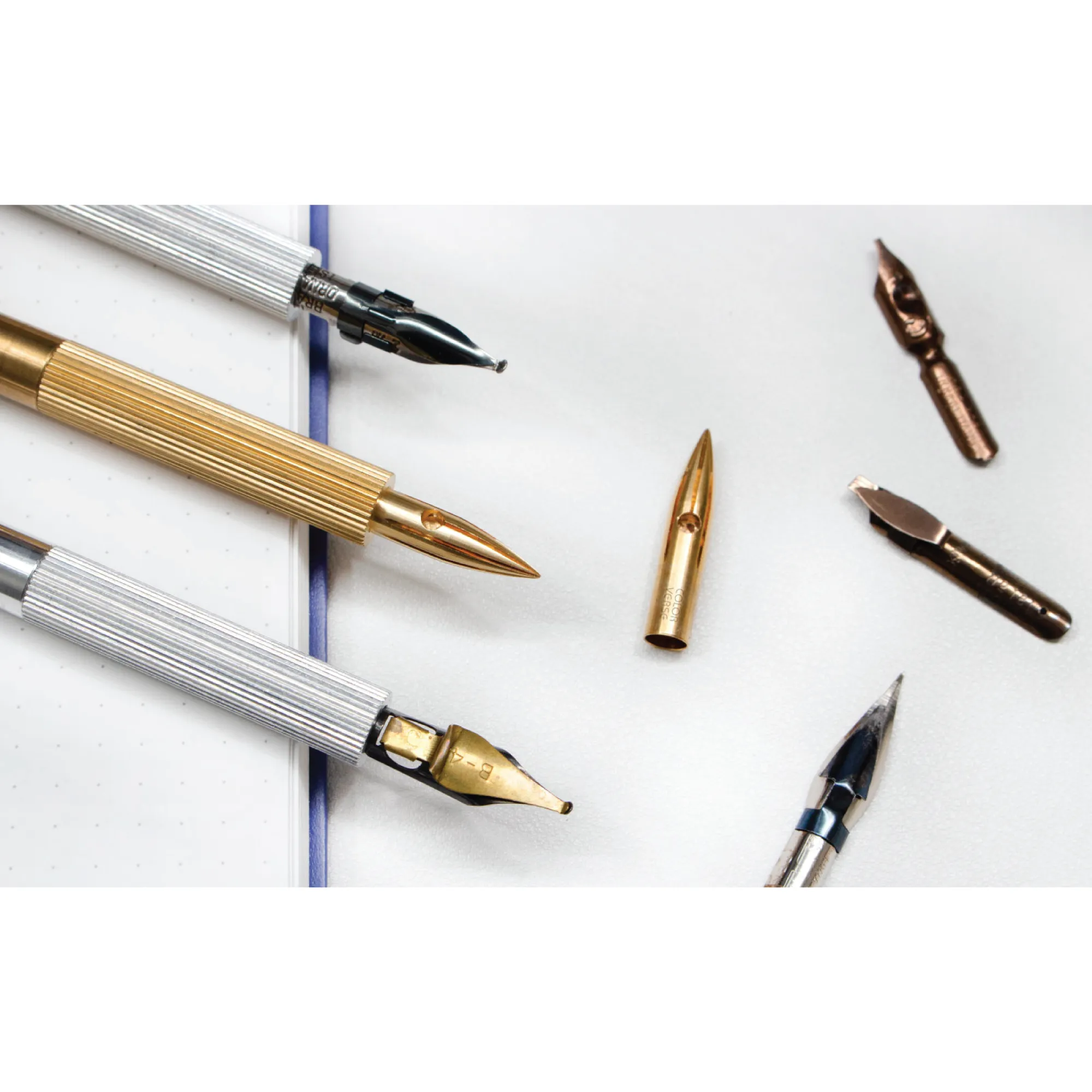 Colorverse Shuttle Large Nib Holder - Brass