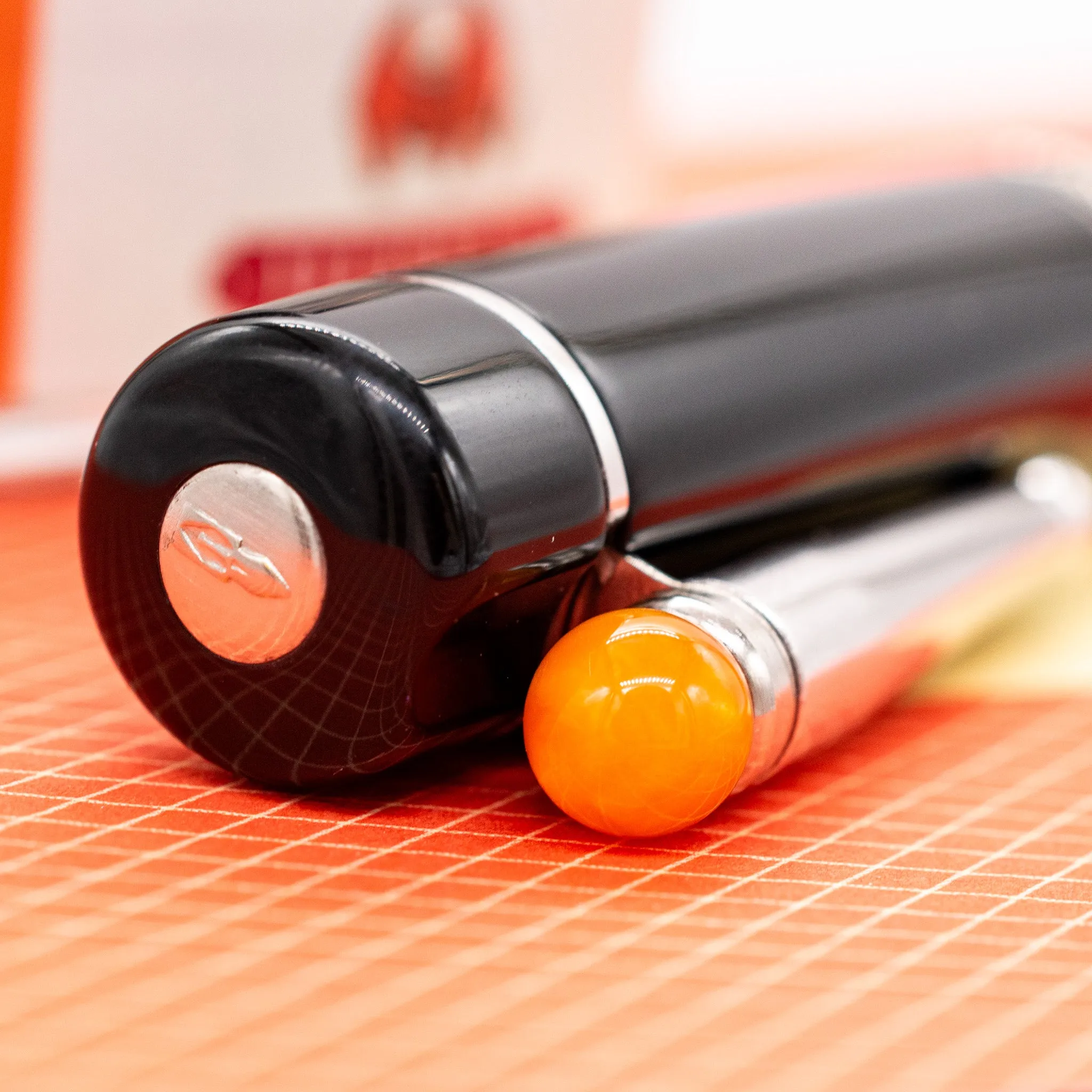 Delta WE Fountain Pen - Classic DV