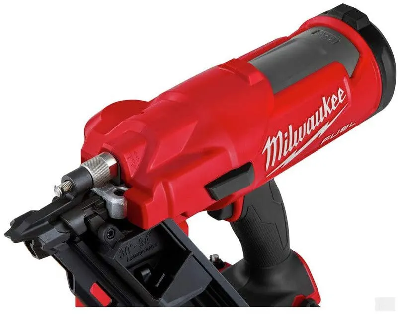 MILWAUKEE M18 FUEL™ 30 Degree Framing Nailer Kit [2745-21]