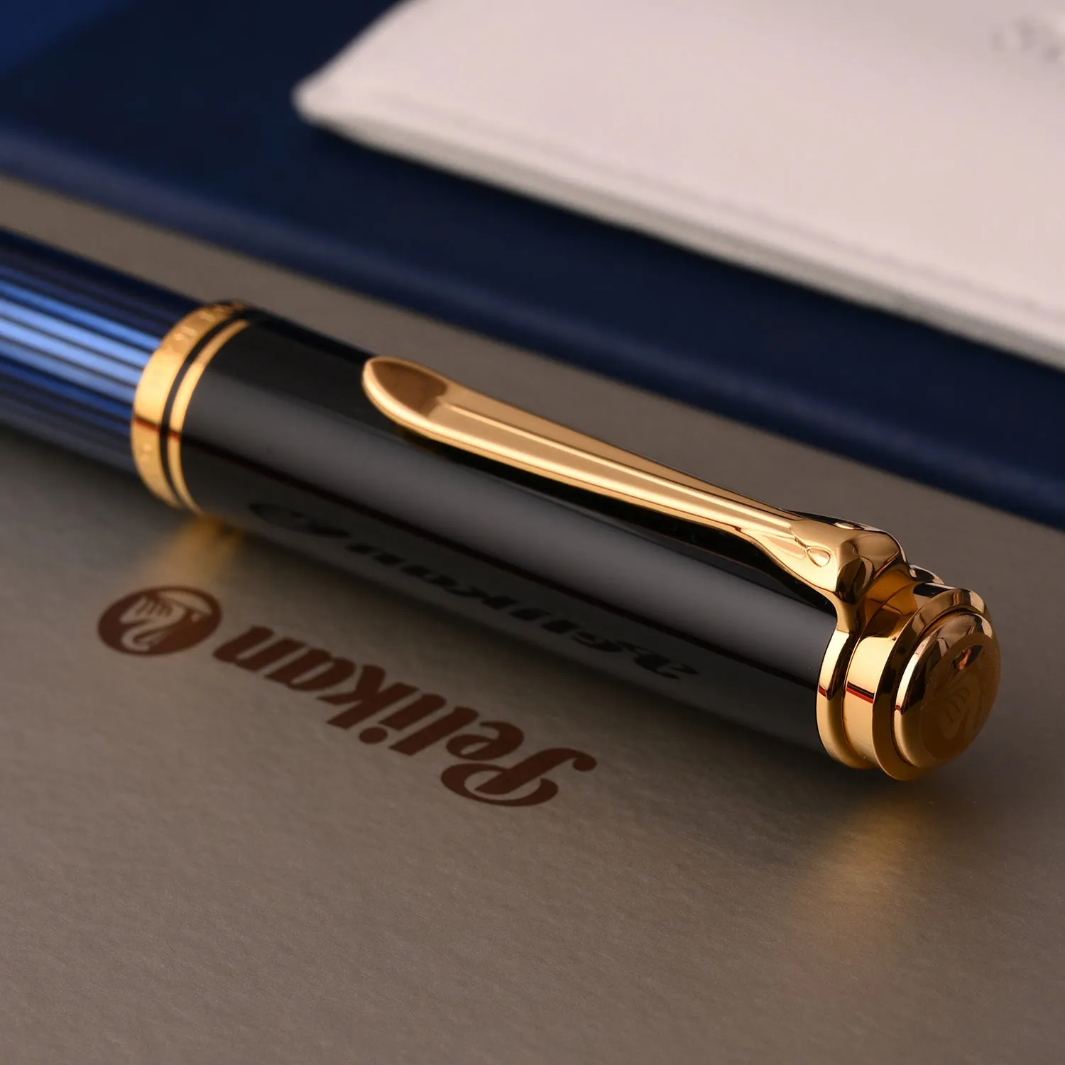 Pelikan M800 Fountain Pen - Black Blue GT