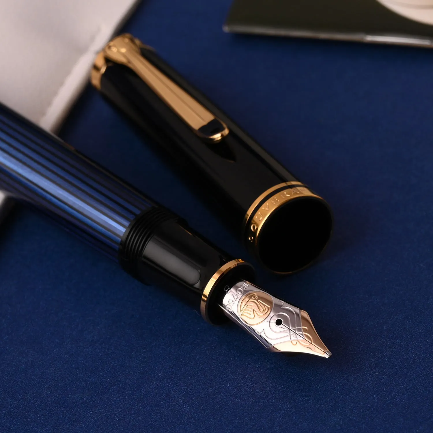 Pelikan M800 Fountain Pen - Black Blue GT