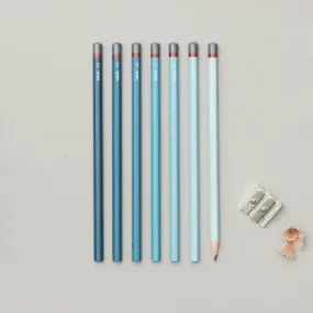 Sketching Pencils HB Drawing Gradient in Blue Outer