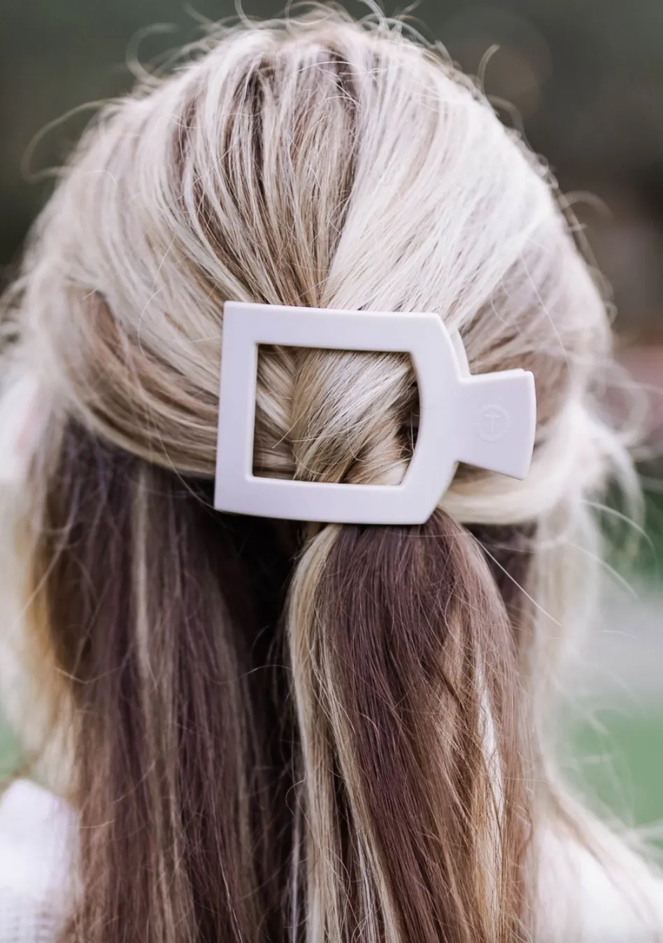 teleties medium flat square clip - neutrals