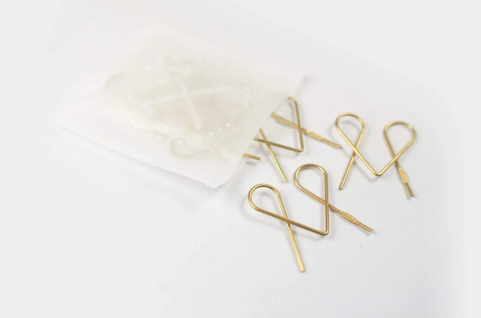 Tools to Liveby Brass Paper Clips (Niagara)